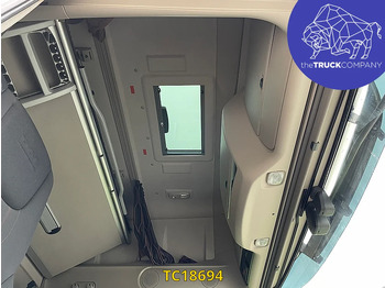 Tractor unit DAF XF 480: picture 4