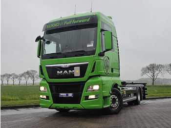 Container transporter/ Swap body truck MAN TGX 26.440