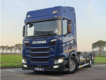 Container transporter/ Swap body truck SCANIA R 410