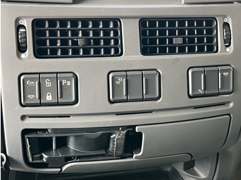 Tractor unit Daf XF 510 4x4 Hydrodrive Orig.479`Km Alu Retarder: picture 3 Tractor unit Daf XF 510 4x4 Hydrodrive Orig.479`Km Alu Retarder: picture 3