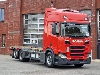 Container transporter/ Swap body truck SCANIA R 500