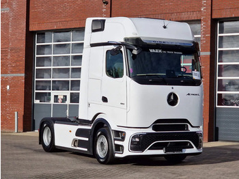 Tractor unit MERCEDES-BENZ Actros 1851