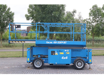 Scissor lift GENIE