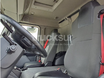 Box truck RENAULT D12.240: picture 5