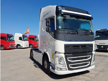 Tractor unit VOLVO FH4: picture 2 Tractor unit VOLVO FH4: picture 2