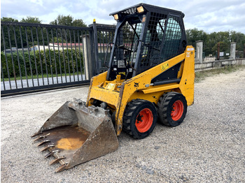 Skid steer loader BOBCAT S70