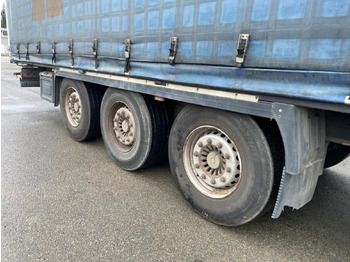 Curtainsider semi-trailer Krone: picture 5