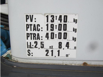 Vacuum truck Renault G: picture 2