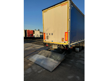Curtainsider semi-trailer Fruehauf: picture 3