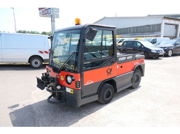 Tow tractor LINDE P