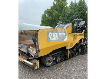 Asphalt paver CATERPILLAR AP655F