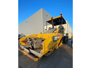 Asphalt paver CATERPILLAR AP655F