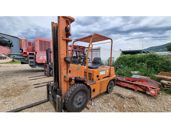 Diesel forklift Komatsu FD25T: picture 4