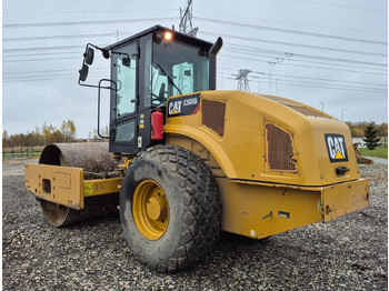 Roller CATERPILLAR CS66B