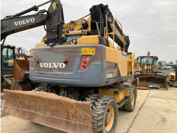 Wheel excavator Volvo EW160D: picture 3