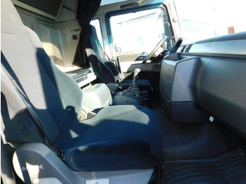 Curtainsider truck Man Tgx 18440: picture 5