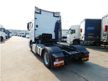Tractor unit Ford F max ll 4x2 scab e6 eco 16spdamt ecotorq: picture 4