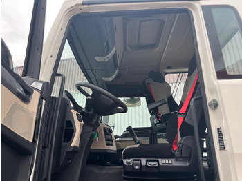 New Cab chassis truck MAN TGS 33.360/440 6x4 BB TGS 33.360/440 6x4 BB, Häckslerkabine, NMV Nebenantrieb: picture 2 New Cab chassis truck MAN TGS 33.360/440 6x4 BB TGS 33.360/440 6x4 BB, Häckslerkabine, NMV Nebenantrieb: picture 2