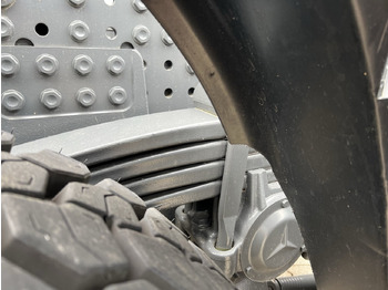 New Hook lift truck Mercedes-Benz Arocs 4163/8x4 Arocs 4163/8x4, Hiab 26.59, Funk, Multimedia Cockpit,: picture 2