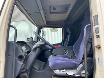 Interior photo 1: Refrigerator truck Mercedes-Benz Atego 1323 L 4x2 Atego 1323 L 4x2 Kühlkoffer, Carrier, Trennwand, LBW