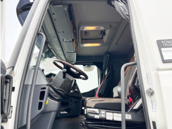 Interior photo 1: Hook lift truck Renault C 520 6x4 C 520 6x4, Retarder, Nebenantrieb