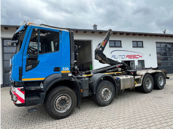 Hook lift truck IVECO X-WAY