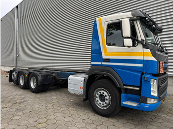 Cab chassis truck Volvo FM 410 / 8X4 / I-Shift / ADR / Tridem / TUV: 6-2026 / NL Truck: picture 2 Cab chassis truck Volvo FM 410 / 8X4 / I-Shift / ADR / Tridem / TUV: 6-2026 / NL Truck: picture 2