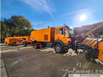 Road sweeper