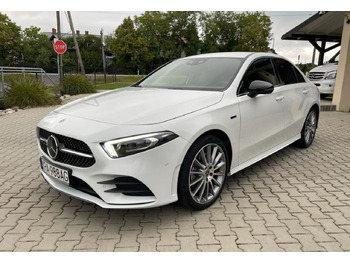 Car MERCEDES-BENZ