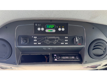 Combine harvester CLAAS Lexion 6900 TerraTrac 890 full Options: picture 3