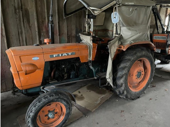 Farm tractor Traktor Fiat 315, 33PS: picture 2