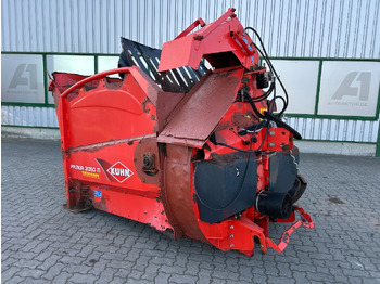 Silage equipment KUHN
