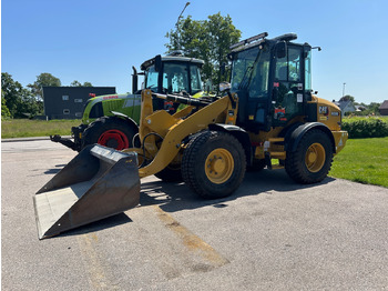 Wheel loader CATERPILLAR 908M