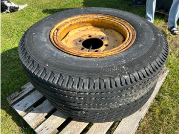 Tire FIRESTONE