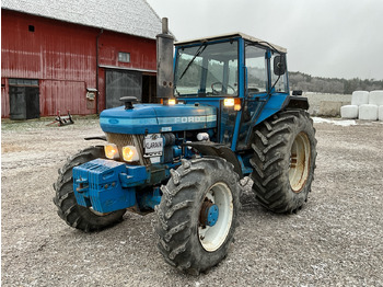 Farm tractor FORD
