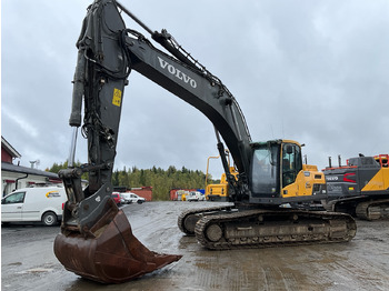 Excavator VOLVO EC300DL
