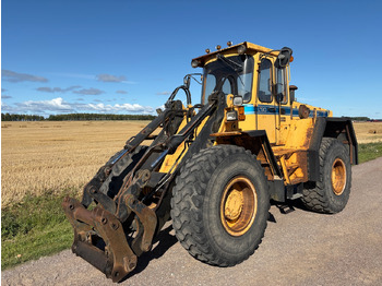 Wheel loader VOLVO L90