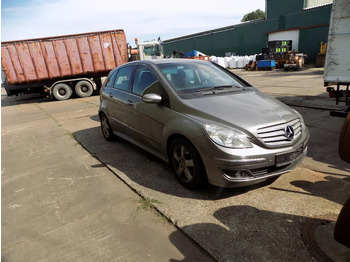 Car MERCEDES-BENZ