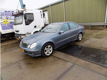 Car MERCEDES-BENZ