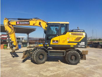 Wheel excavator HYUNDAI