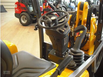 New Compact loader Schäffer 2430 SLT: picture 5