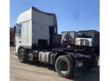 Tractor unit DAF XF 95: picture 3