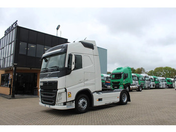 Tractor unit VOLVO FH13 500