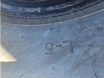 Tire for Wheel loader MICHELIN XMINE D2, 35/65R33: picture 5