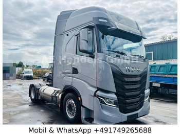 Tractor unit IVECO Stralis 460