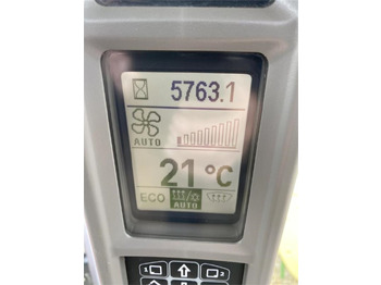 Farm tractor Case IH Puma 240 CVX: picture 3 Farm tractor Case IH Puma 240 CVX: picture 3