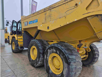 Articulated dumper CAT 730: picture 4