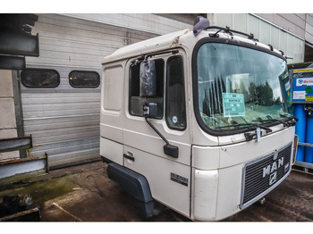 Cab and interior for Truck MAN F92L22 F2000: picture 2 Cab and interior for Truck MAN F92L22 F2000: picture 2