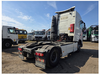 Tractor unit VOLVO FH 500 4X2 TRACTOR UNIT 2 TANKS VEB+: picture 2