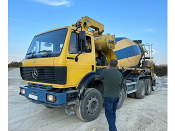 Concrete pump truck Mercedes-Benz 3234B 8x4, E1, PUMI, Putzmeister 21m: picture 3